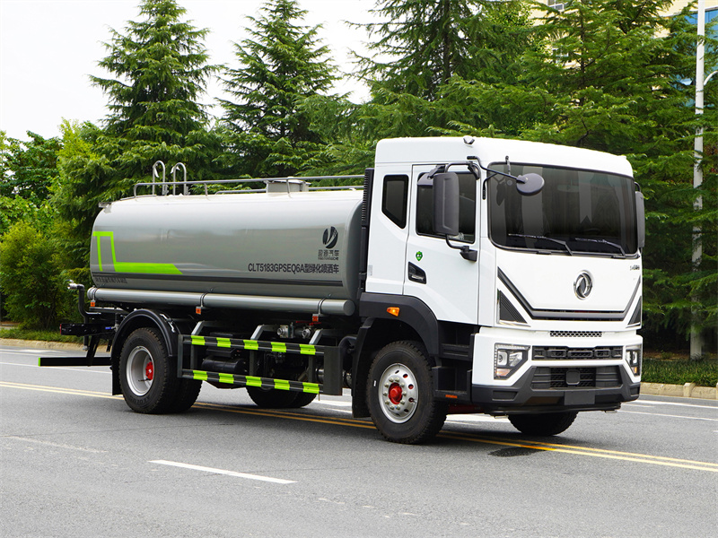 東風(fēng)D9灑水車四缸240匹馬力-東風(fēng)15噸灑水車 東風(fēng)D9灑水車四缸240匹馬力-東風(fēng)15噸灑水車