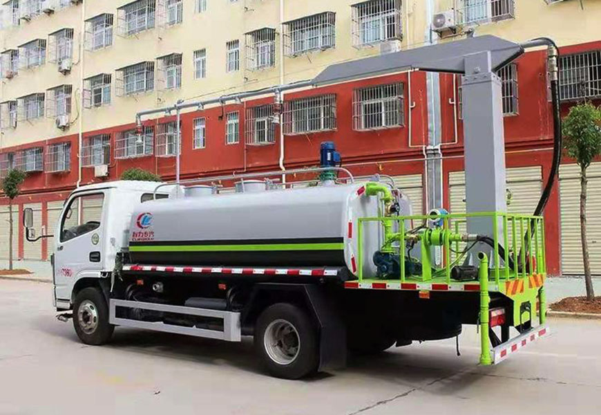 �|�L(f��ng)С������5���F·�։m܇(ch��)��չʾ�D