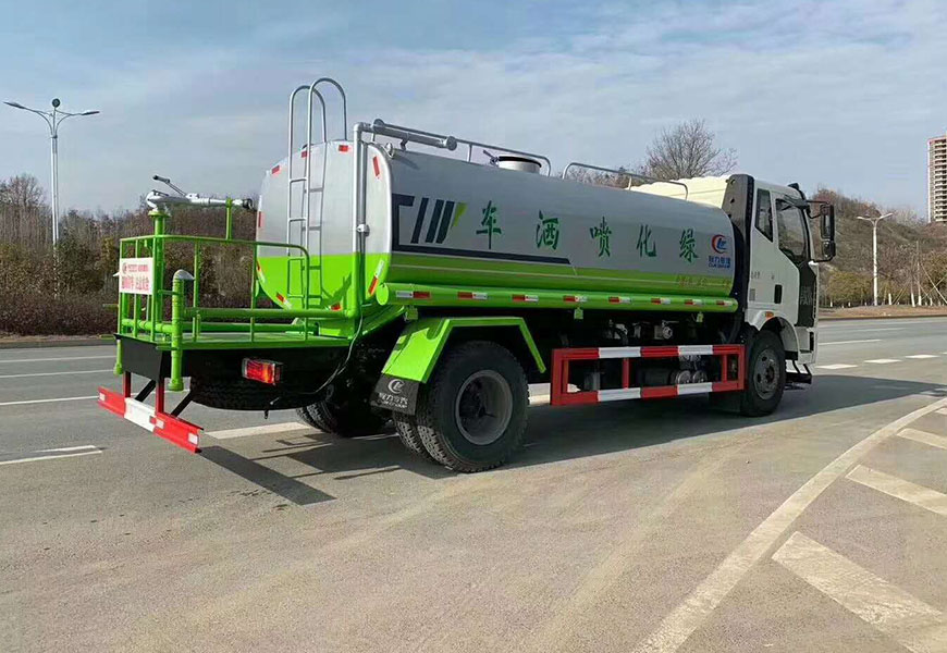 һ�����12��������ˮ܇�DƬ����D